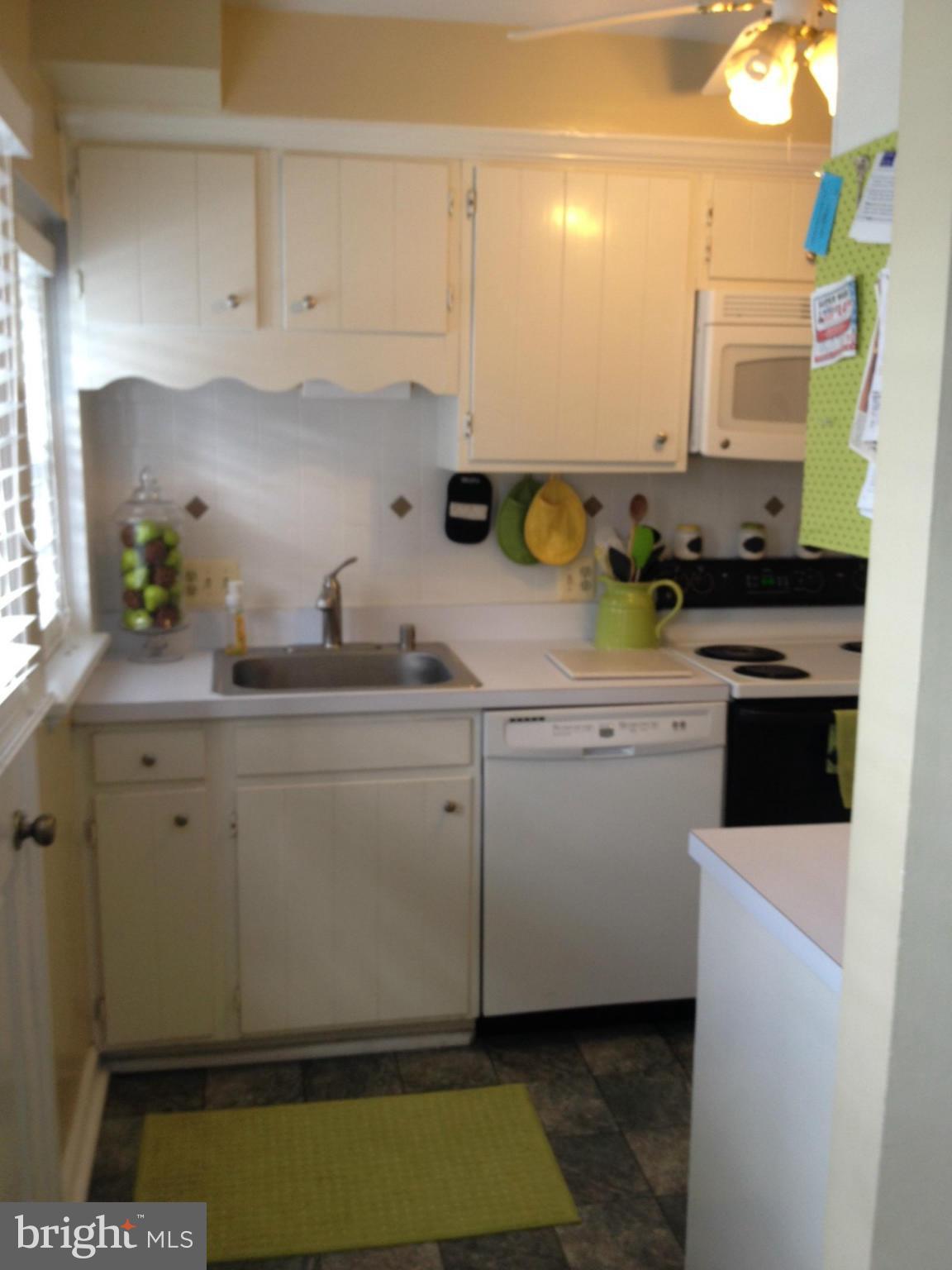 FAIRLINGTON MEWS - Residential Lease