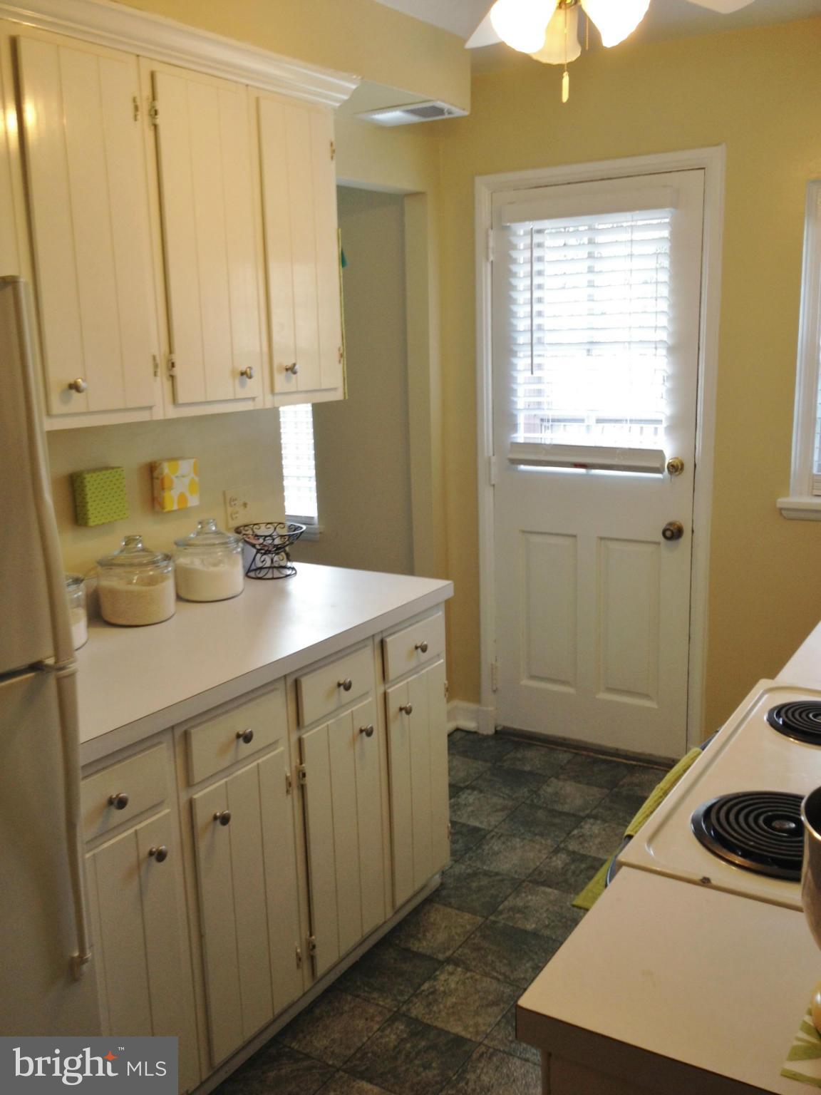 FAIRLINGTON MEWS - Residential Lease