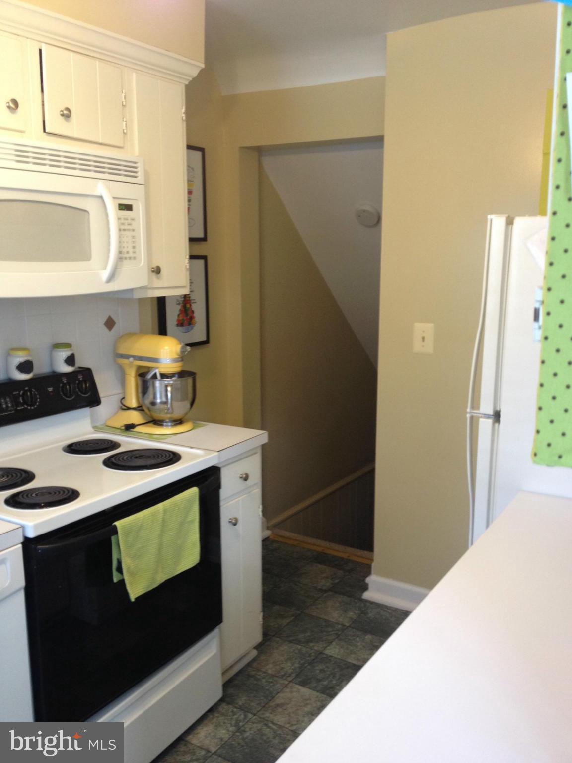 FAIRLINGTON MEWS - Residential Lease