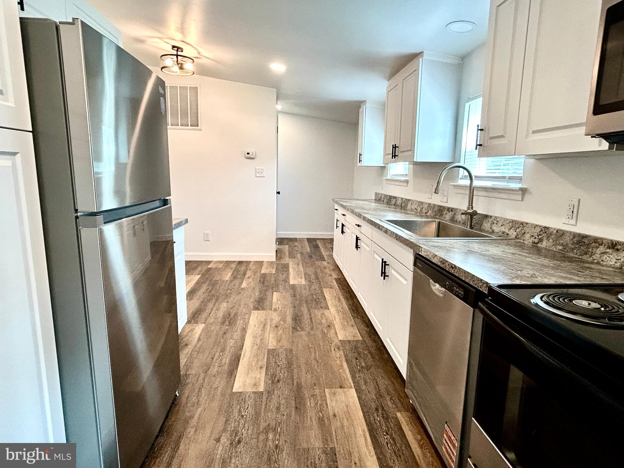 KIMBERLY HEIGHTS - Residential