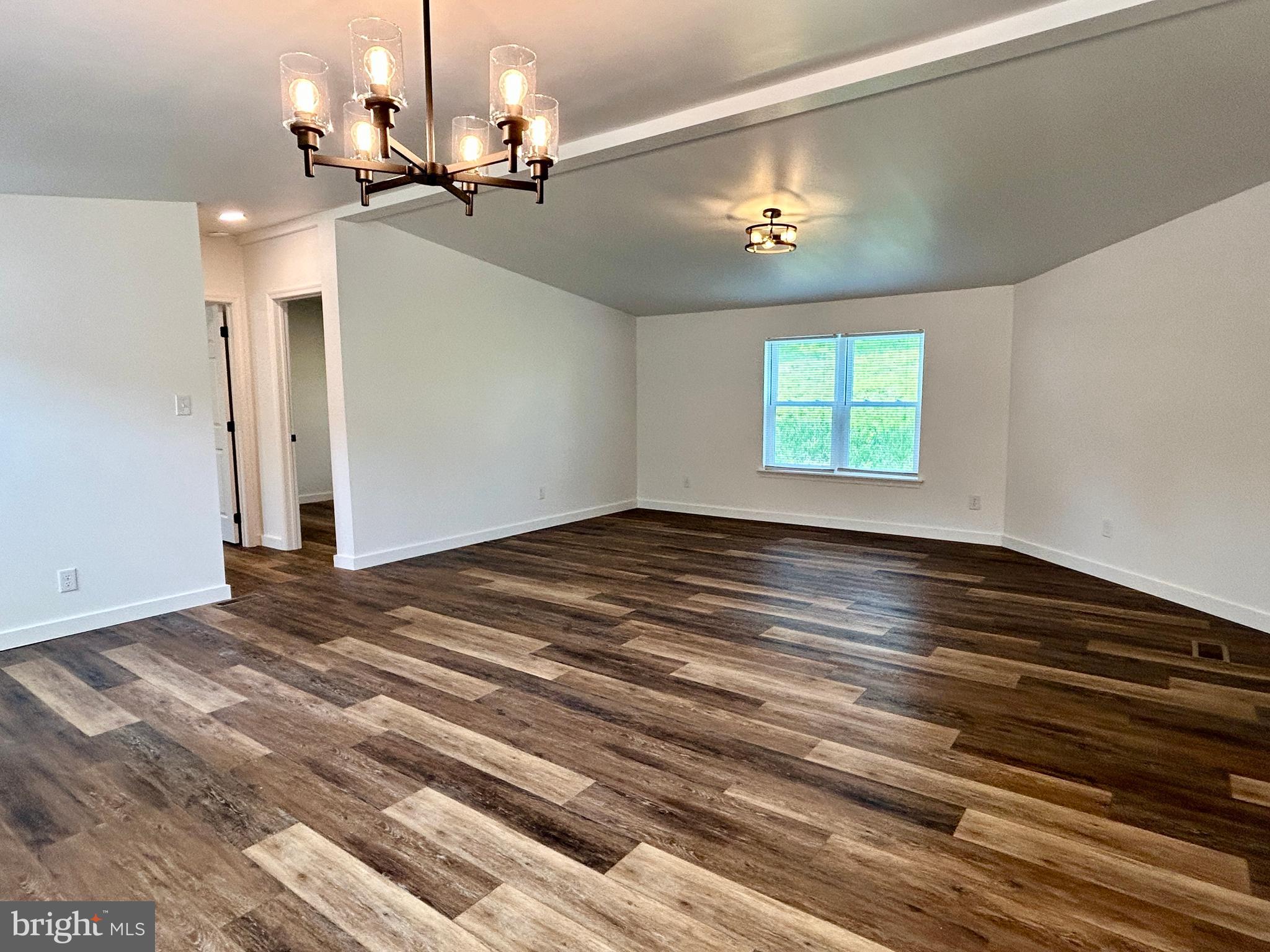 KIMBERLY HEIGHTS - Residential