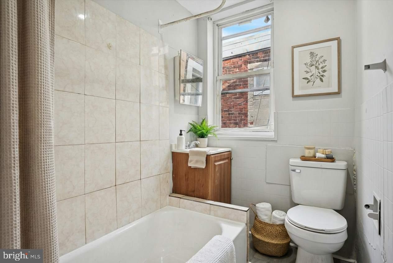 KENSINGTON - Residential