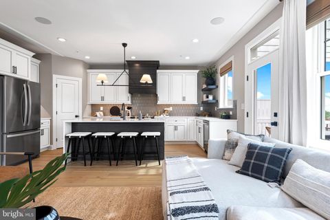 Townhouse For Sale - 437 Reagans Lane #LOT 122<br/> Bucks County, CHALFONT, PA 18914