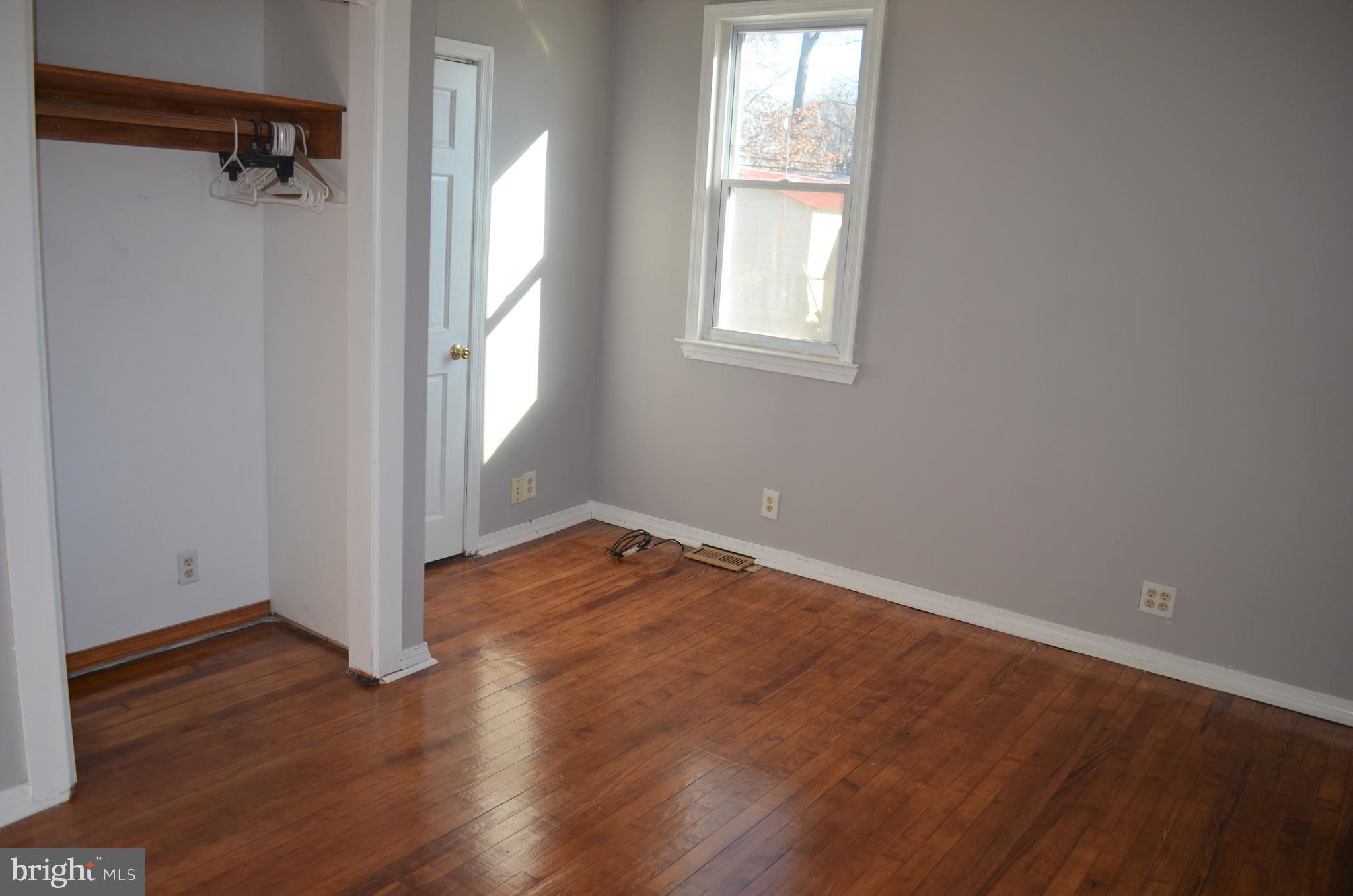 ABERDEEN HILLS - Residential Lease