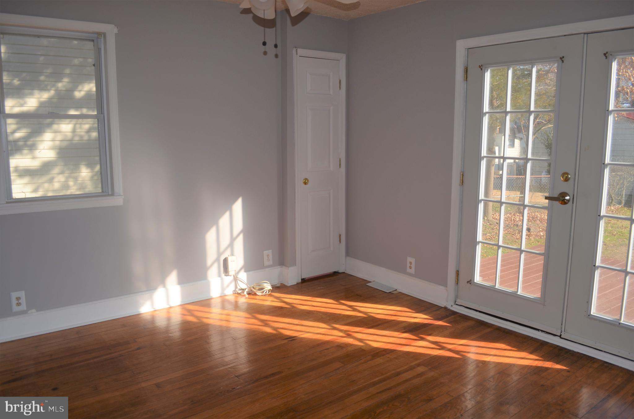 ABERDEEN HILLS - Residential Lease