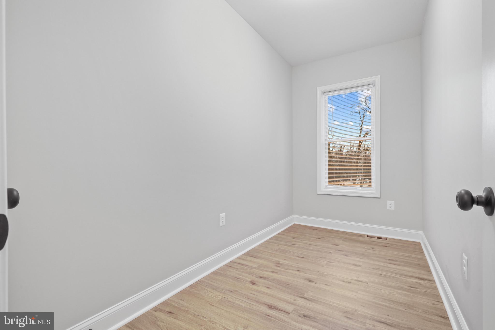 EDMONDSON VILLAGE - Residential Lease