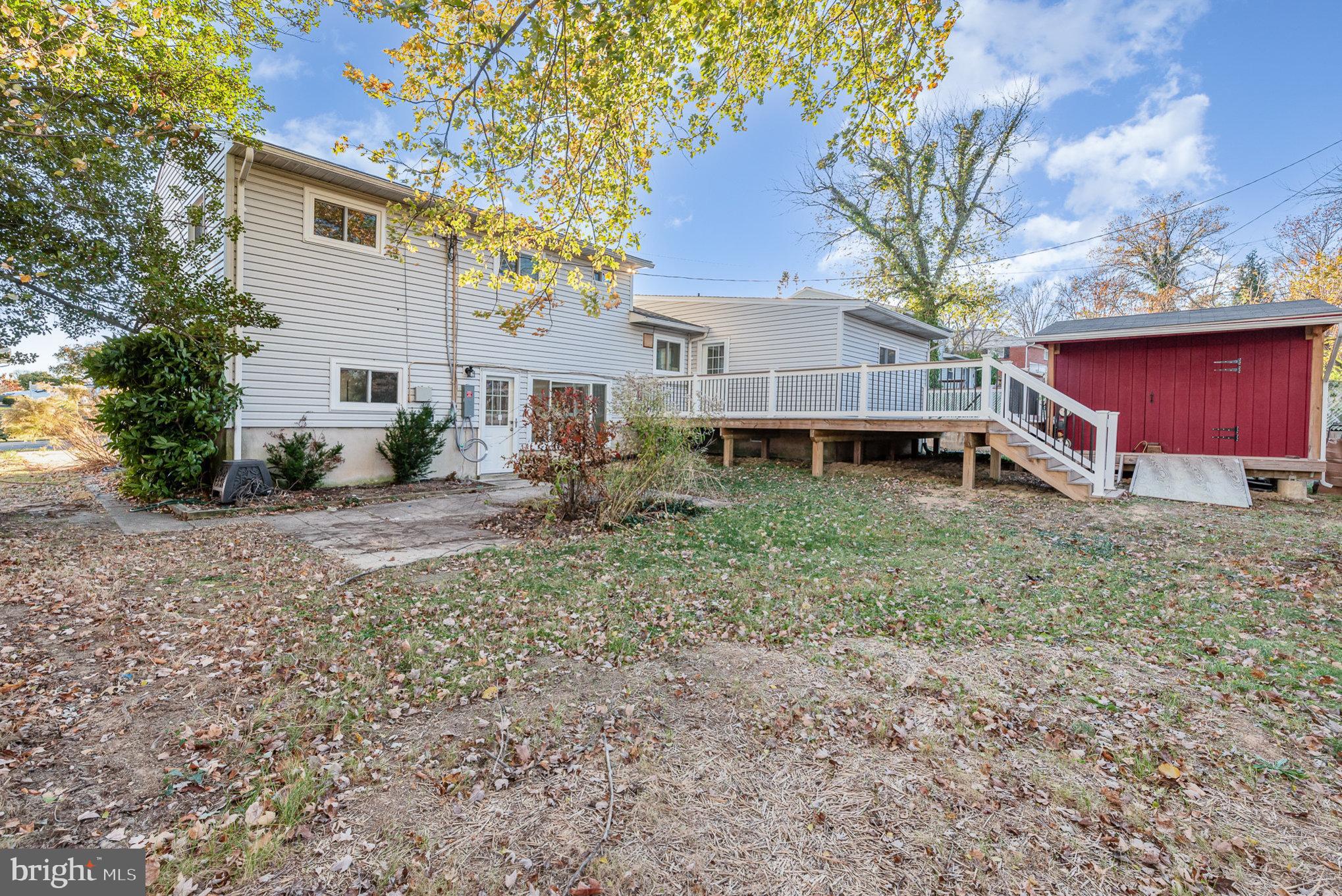 YORK MANOR - Residential