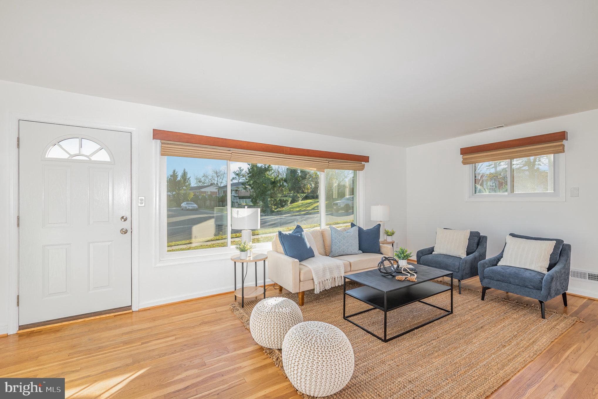 YORK MANOR - Residential