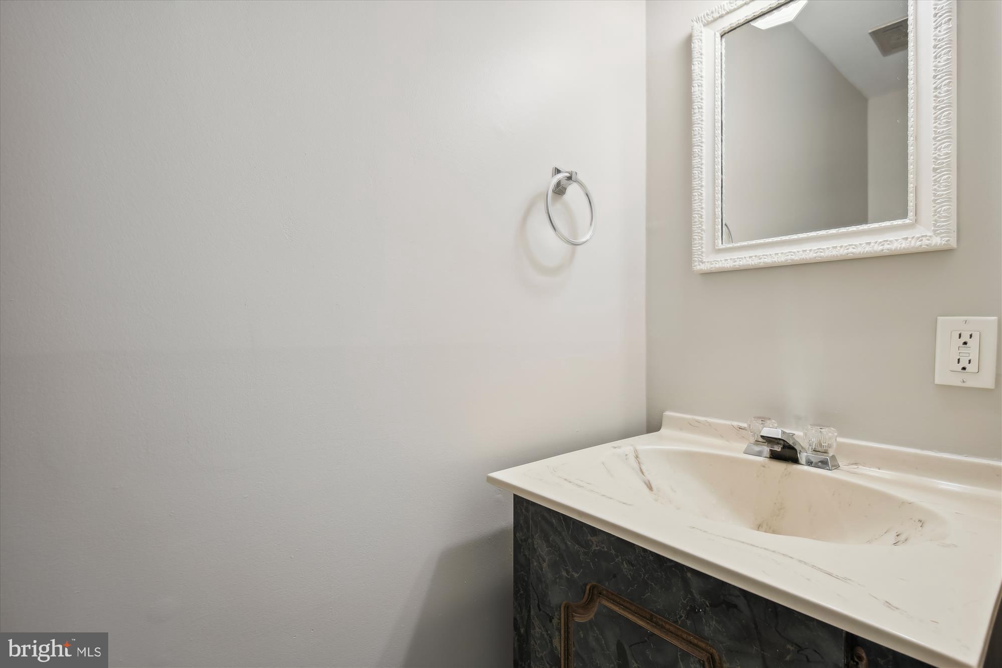 MERRIFIELD VIEW - Residential