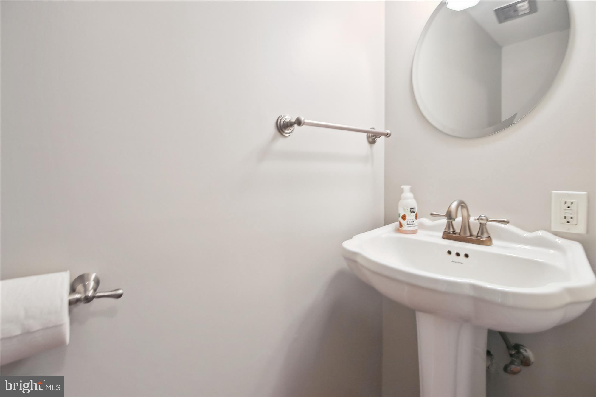 MERRIFIELD VIEW - Residential