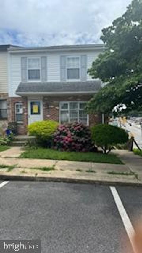 610 S CEDAR LANE UPPER DARBY PA 19082