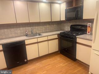 STONEHURST - Residential