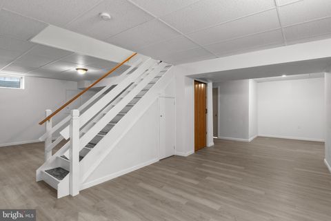 Tiny photo for 905 Hedgewyck Lane, ELIZABETHTOWN, PA 17022 (MLS # PALA2080490)