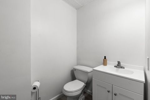 Tiny photo for 905 Hedgewyck Lane, ELIZABETHTOWN, PA 17022 (MLS # PALA2080490)