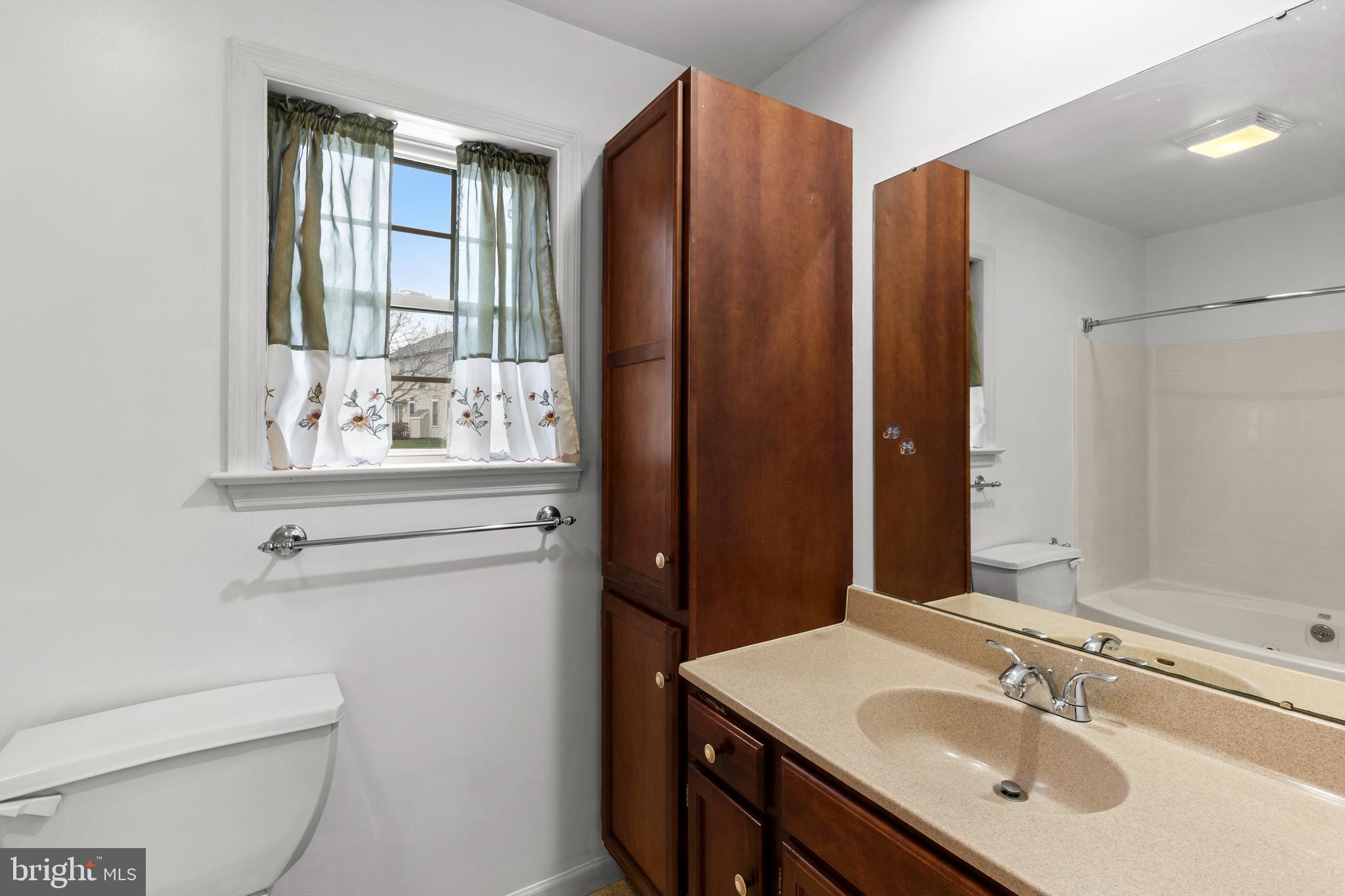 ELIZABETHTOWN - Residential