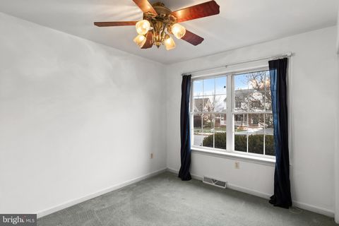 Tiny photo for 905 Hedgewyck Lane, ELIZABETHTOWN, PA 17022 (MLS # PALA2080490)