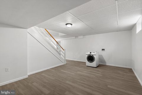 Tiny photo for 905 Hedgewyck Lane, ELIZABETHTOWN, PA 17022 (MLS # PALA2080490)