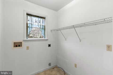 Tiny photo for 905 Hedgewyck Lane, ELIZABETHTOWN, PA 17022 (MLS # PALA2080490)