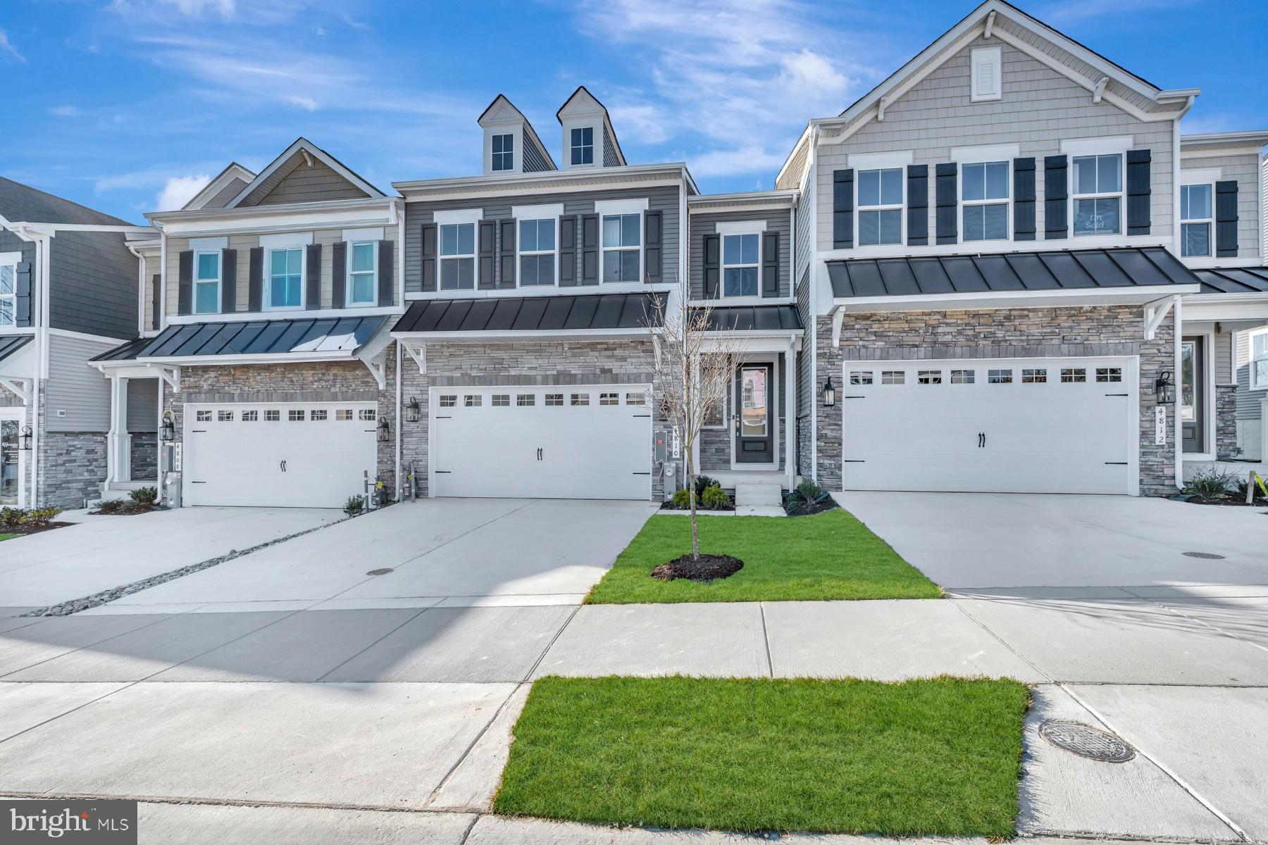 4810 GRANDIFLORA CIRCLE LOT 12