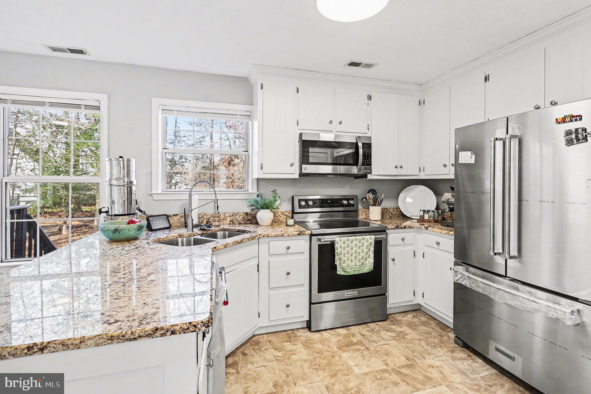 SWEETBRIAR WOODS - Residential