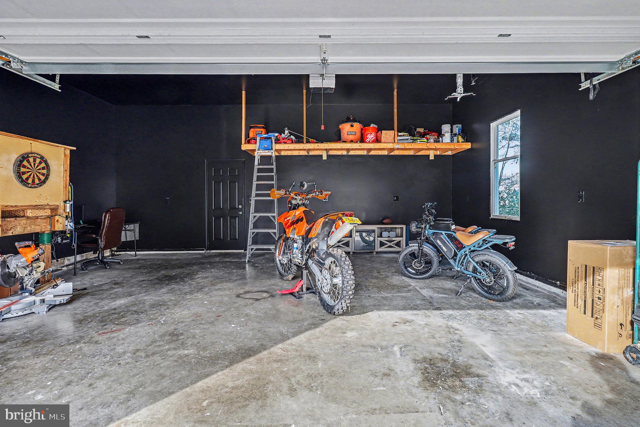 SWEETBRIAR WOODS - Residential