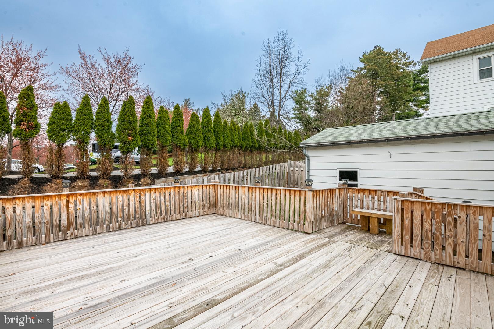 HYDE PARK - Residential