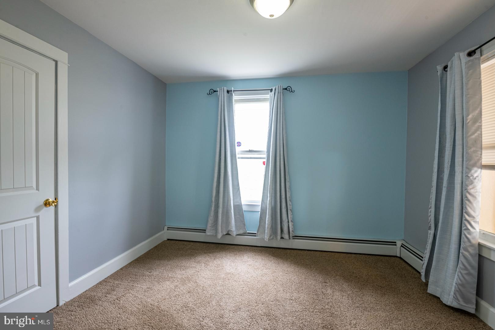 HYDE PARK - Residential