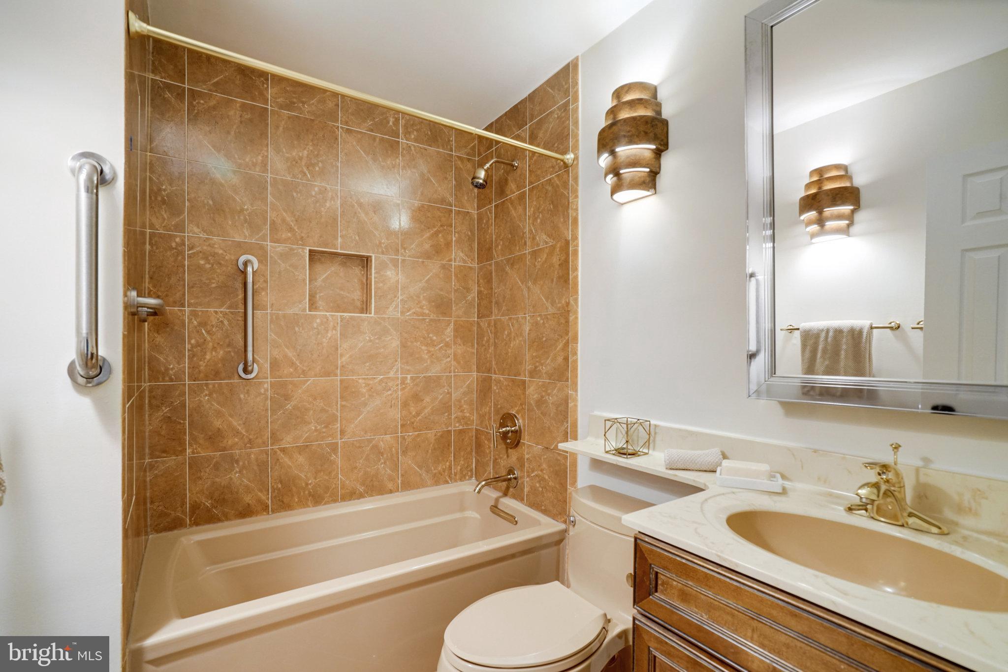 WINDGATE I - Residential