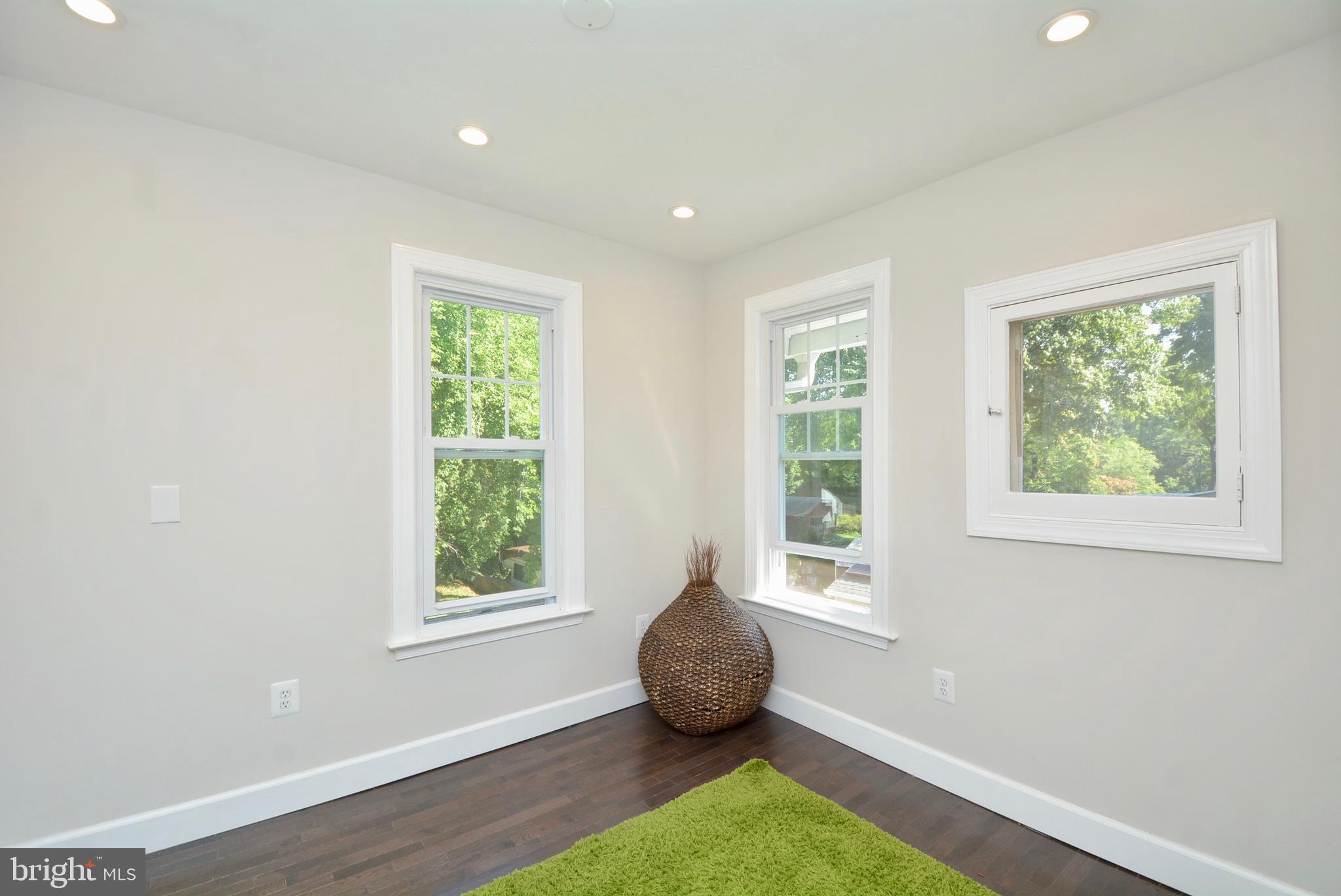 TAKOMA PARK - Residential