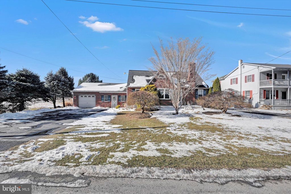 Photo of 664 Lebanon Road, MANHEIM, PA 17545 (MLS # PALA2062868)