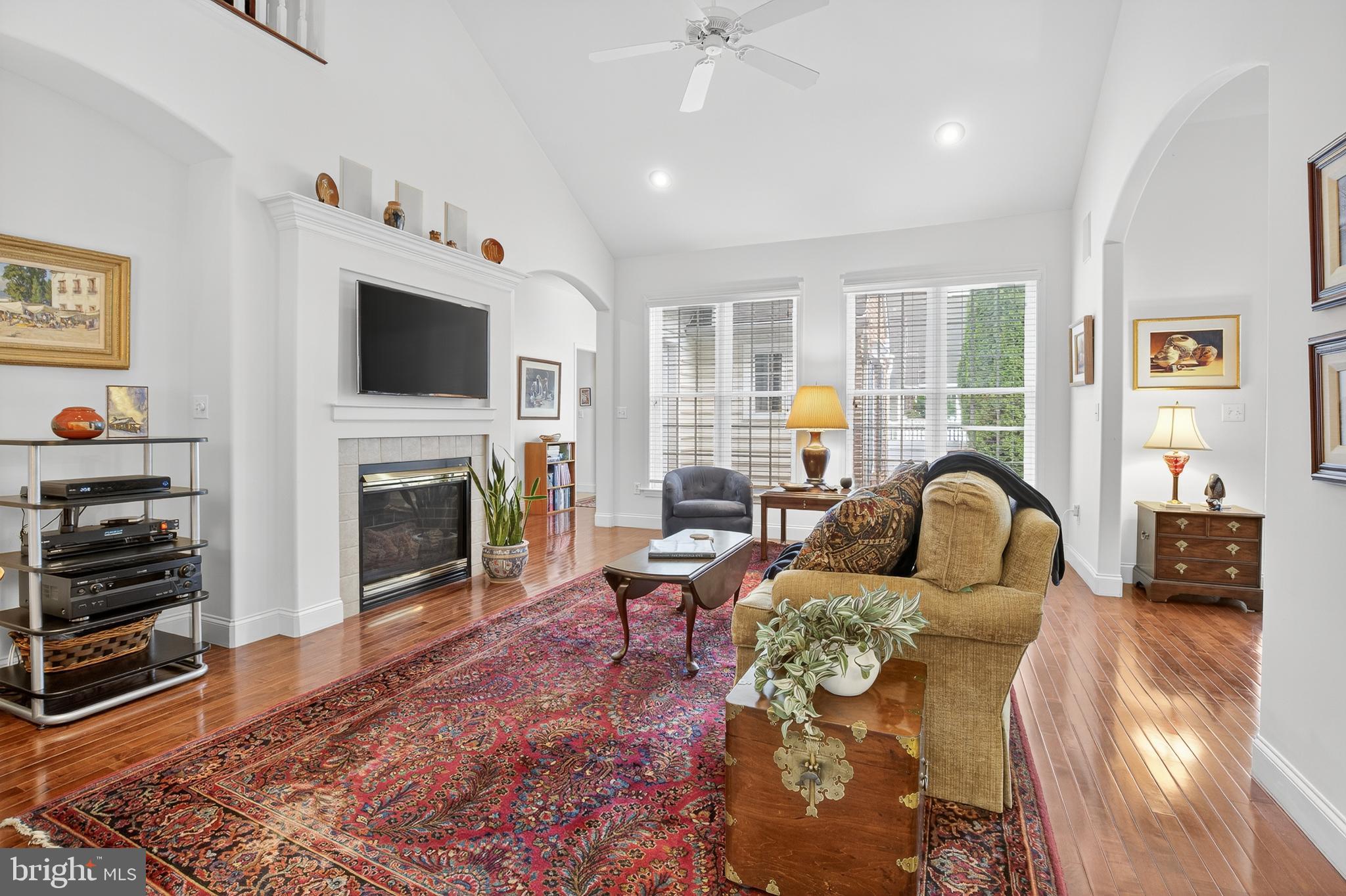 1453 GRASSY WAY