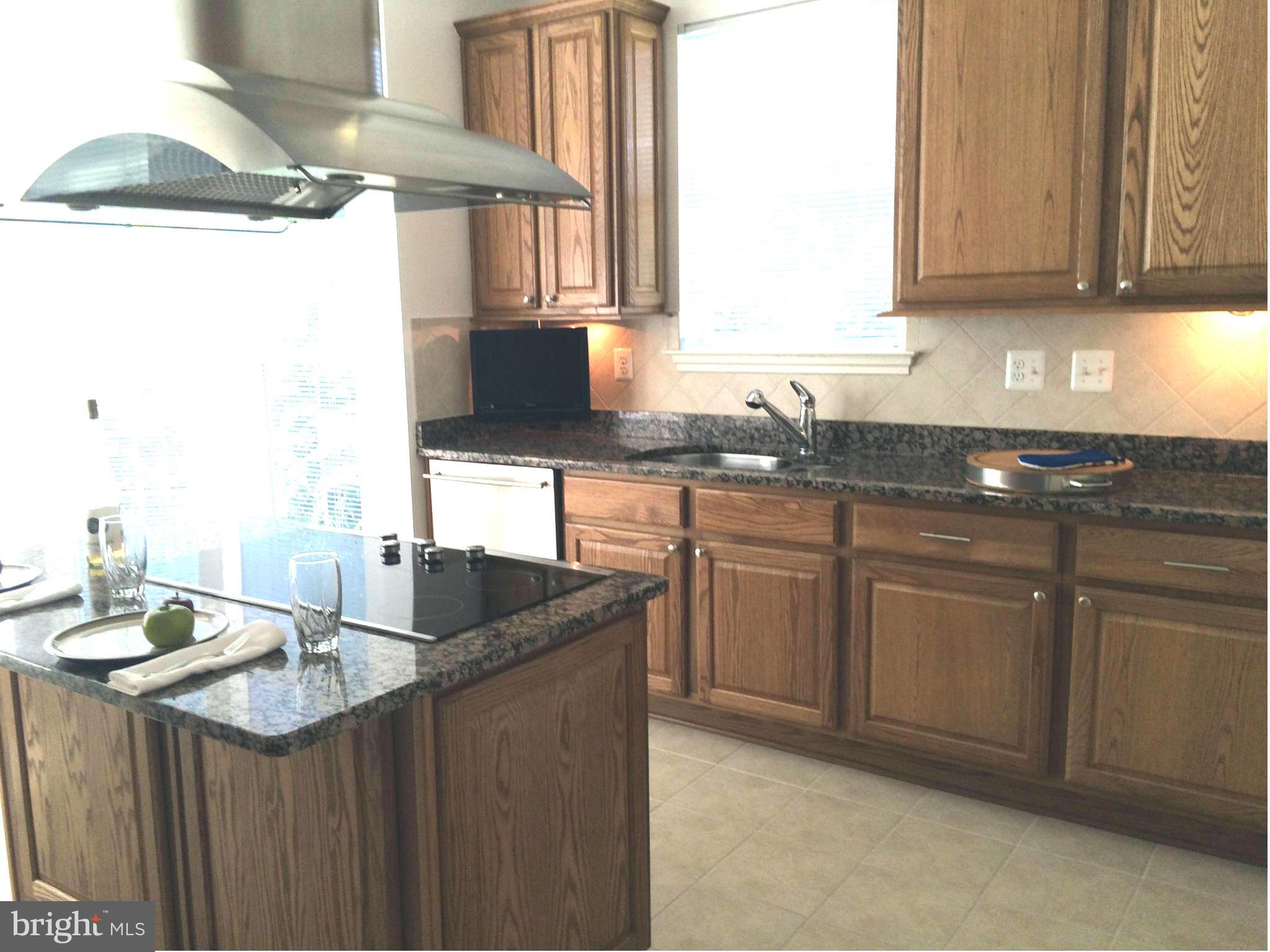 QUARRY LAKE - Residential