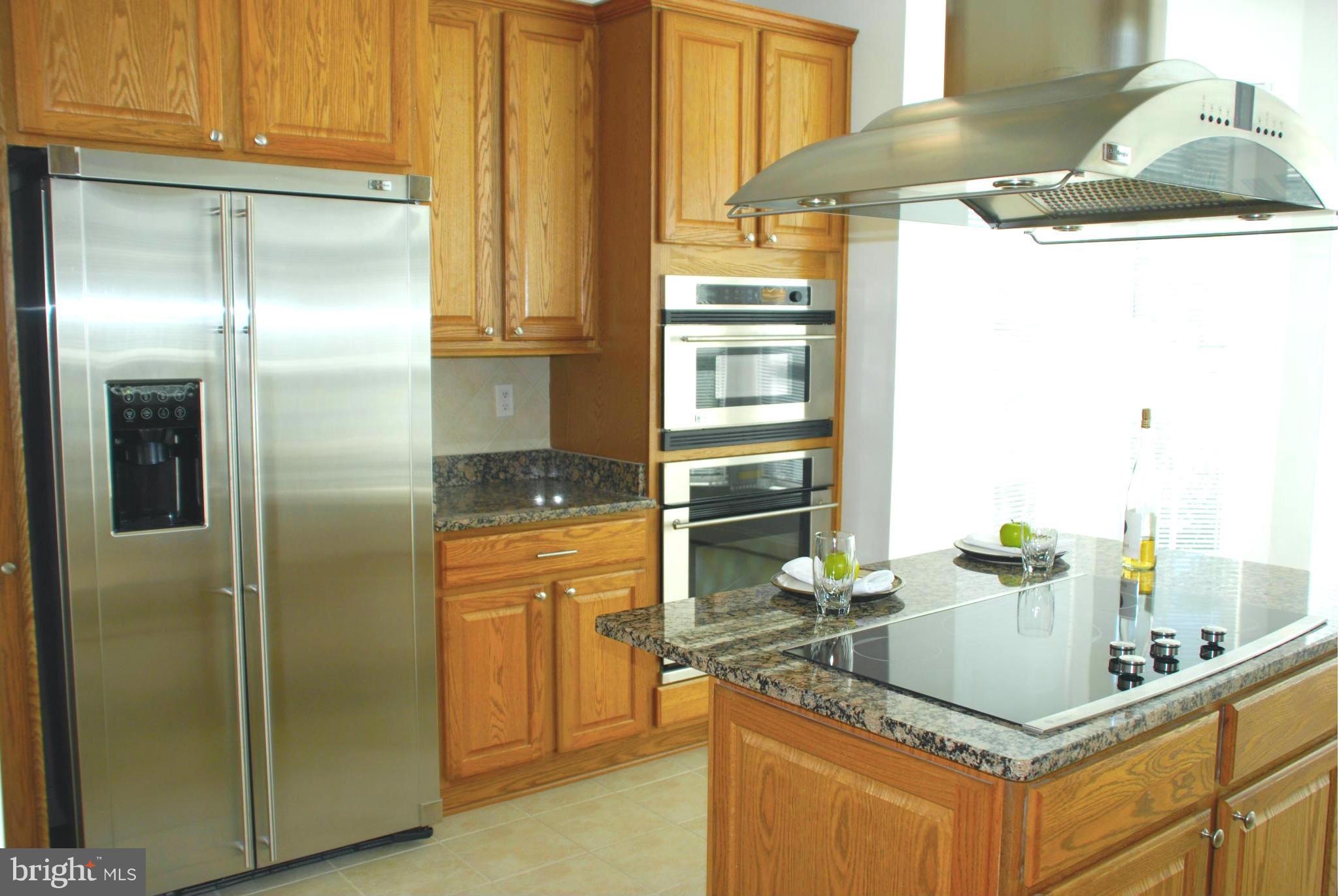 QUARRY LAKE - Residential