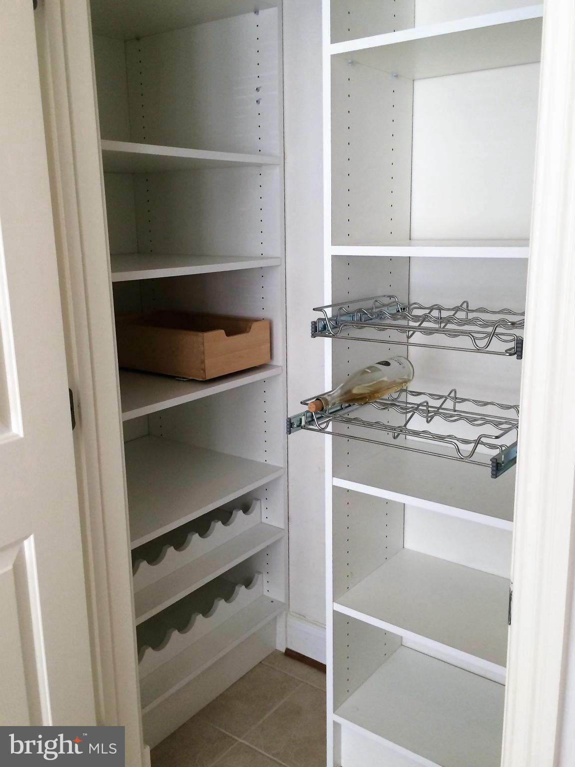 QUARRY LAKE - Residential