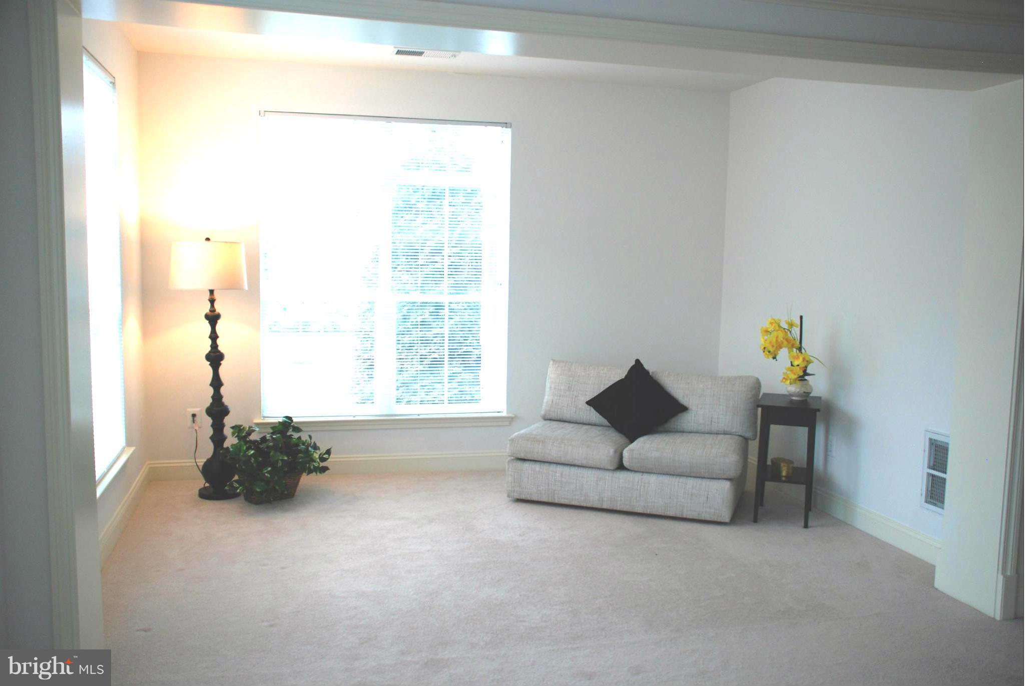 QUARRY LAKE - Residential