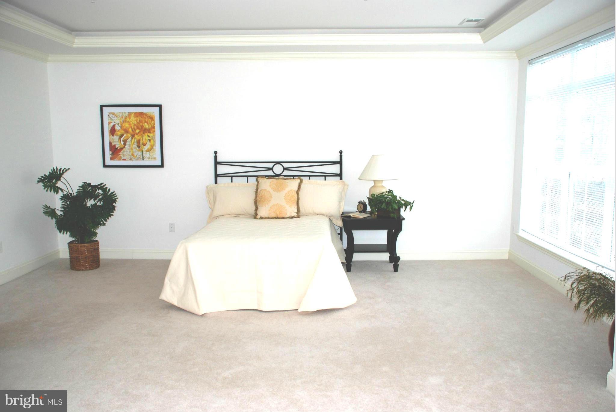 QUARRY LAKE - Residential