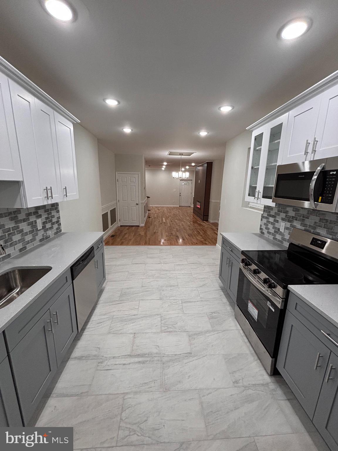 OVERBROOK - Residential