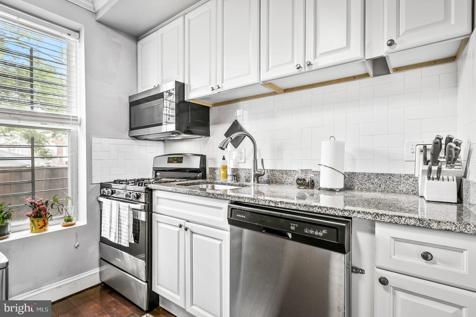 WASHINGTON VILLAGE - Residential