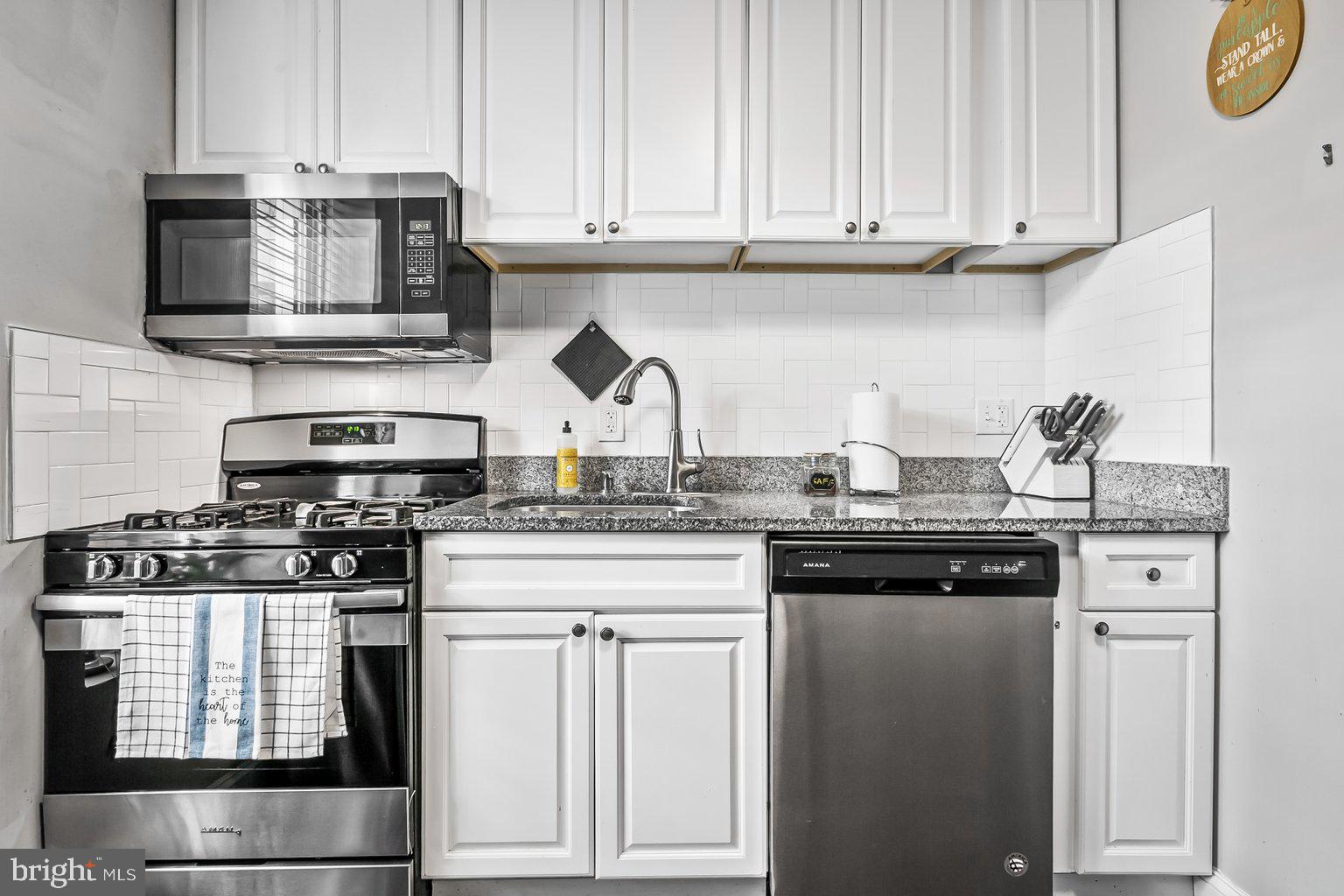 WASHINGTON VILLAGE - Residential