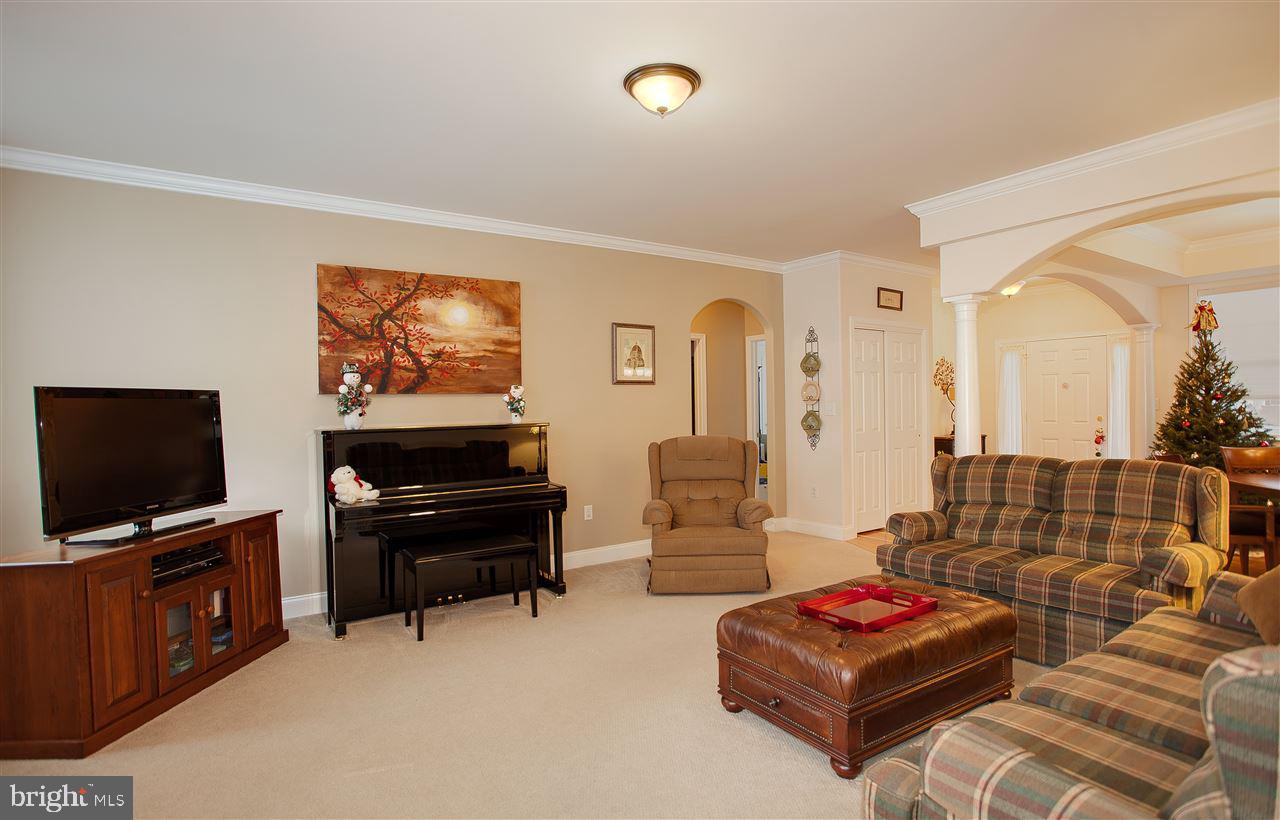 QUAIL HOLLOW - Residential