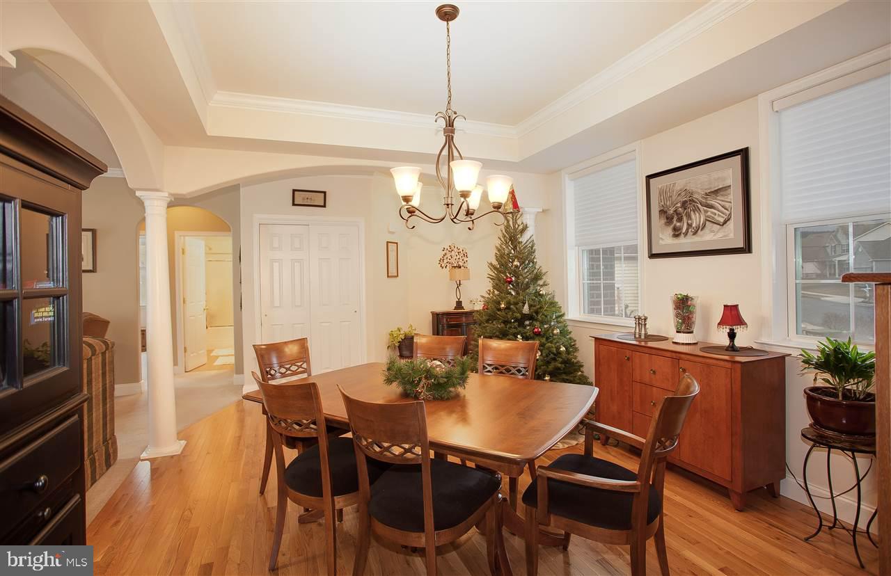 QUAIL HOLLOW - Residential