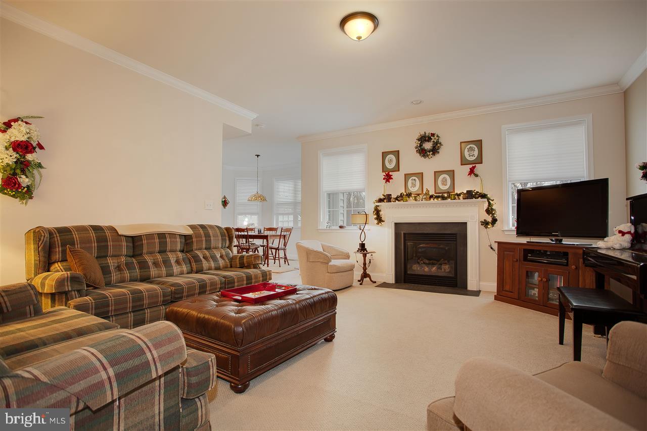 QUAIL HOLLOW - Residential