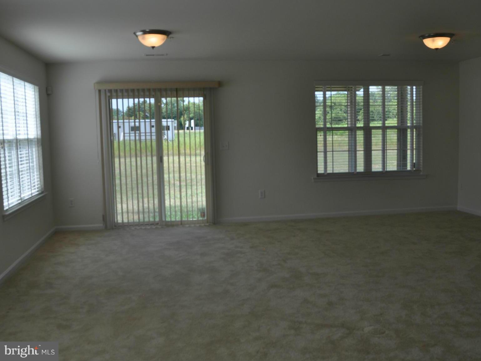 WHISPERING WOODS - Residential Lease