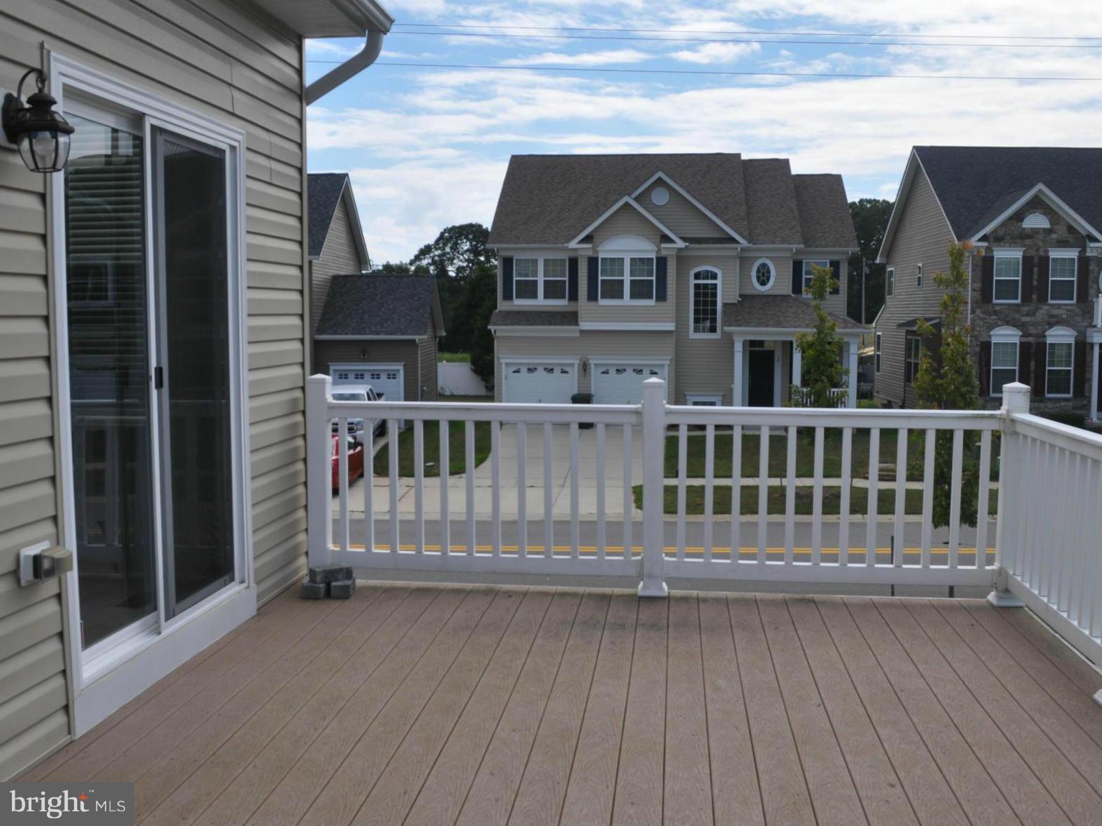 WHISPERING WOODS - Residential Lease