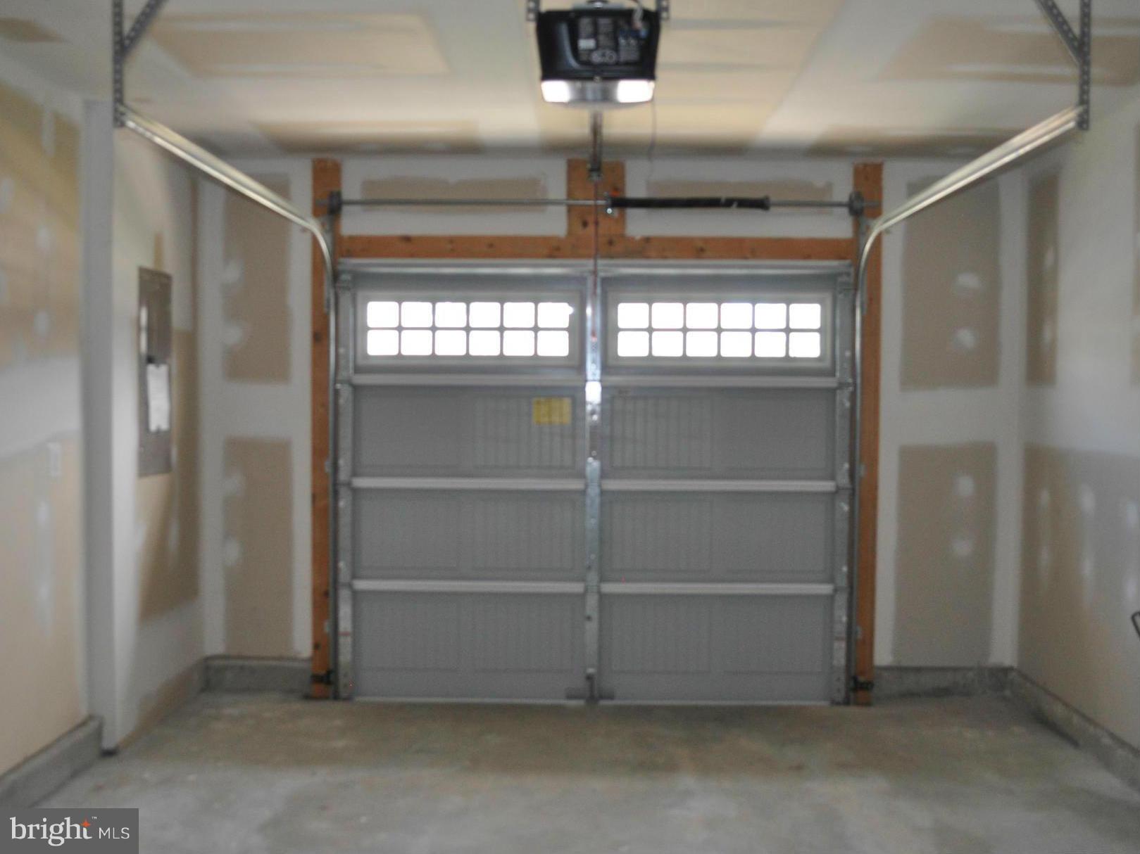 WHISPERING WOODS - Residential Lease