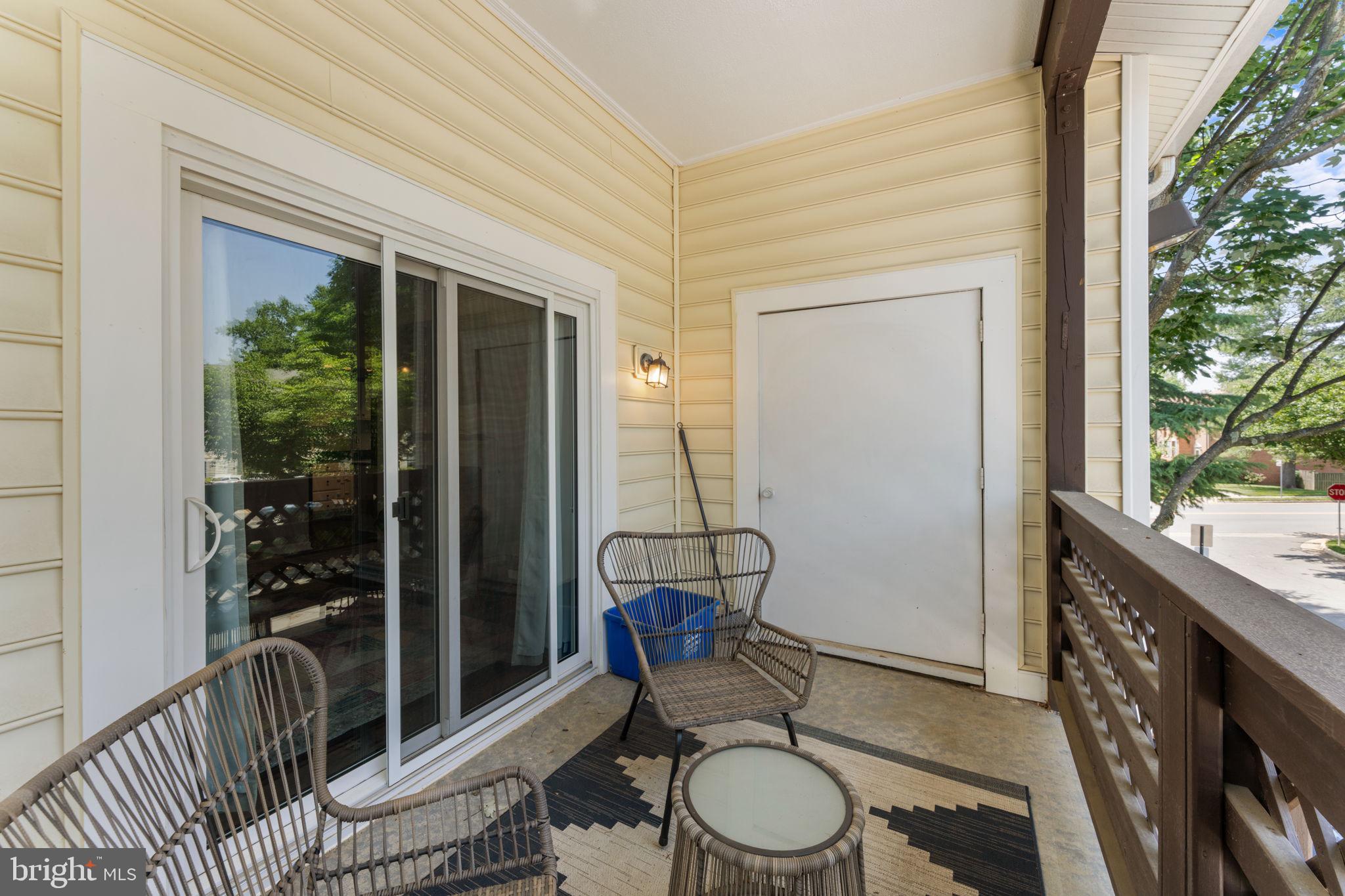 THE OAKTON - Residential