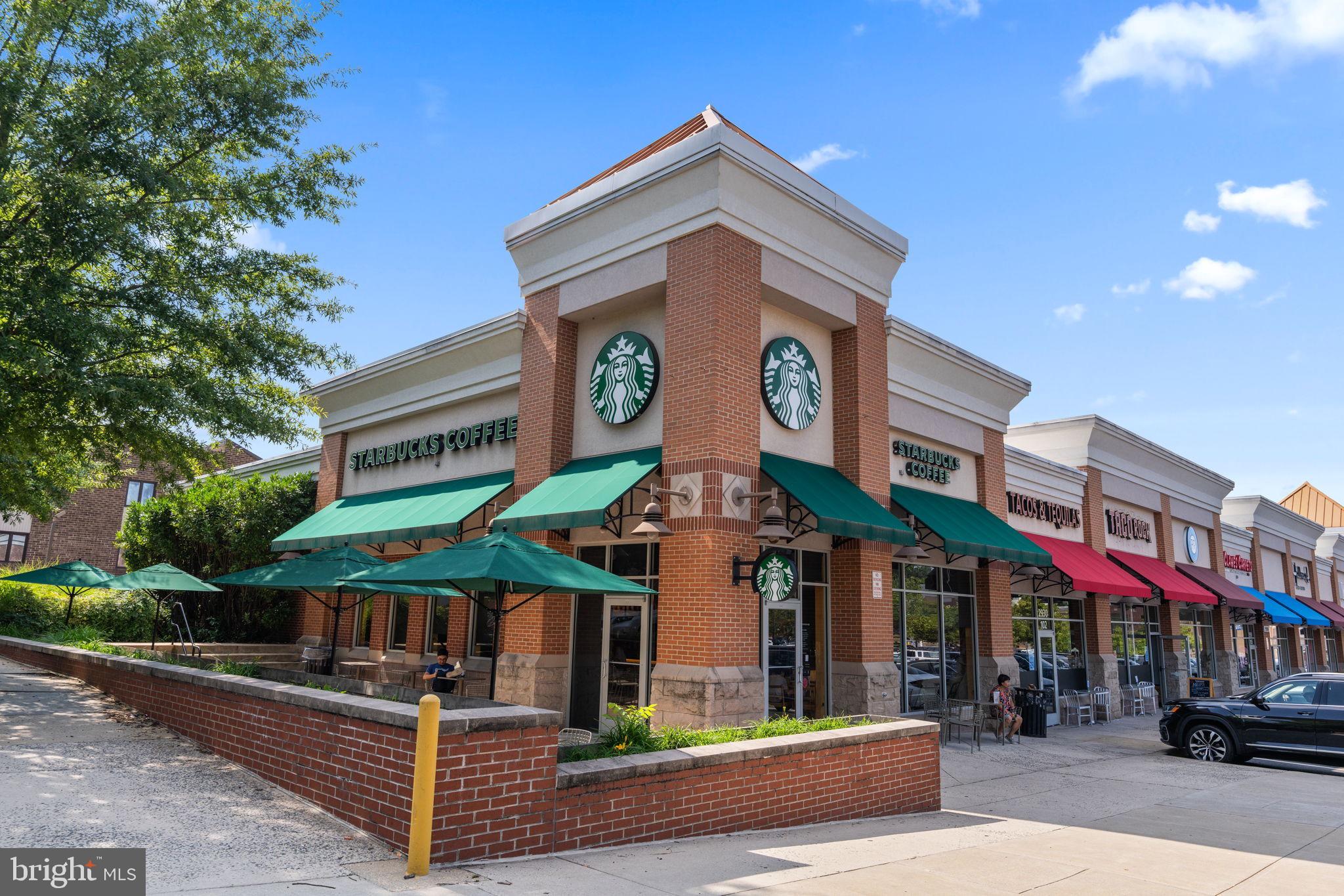 THE OAKTON - Residential