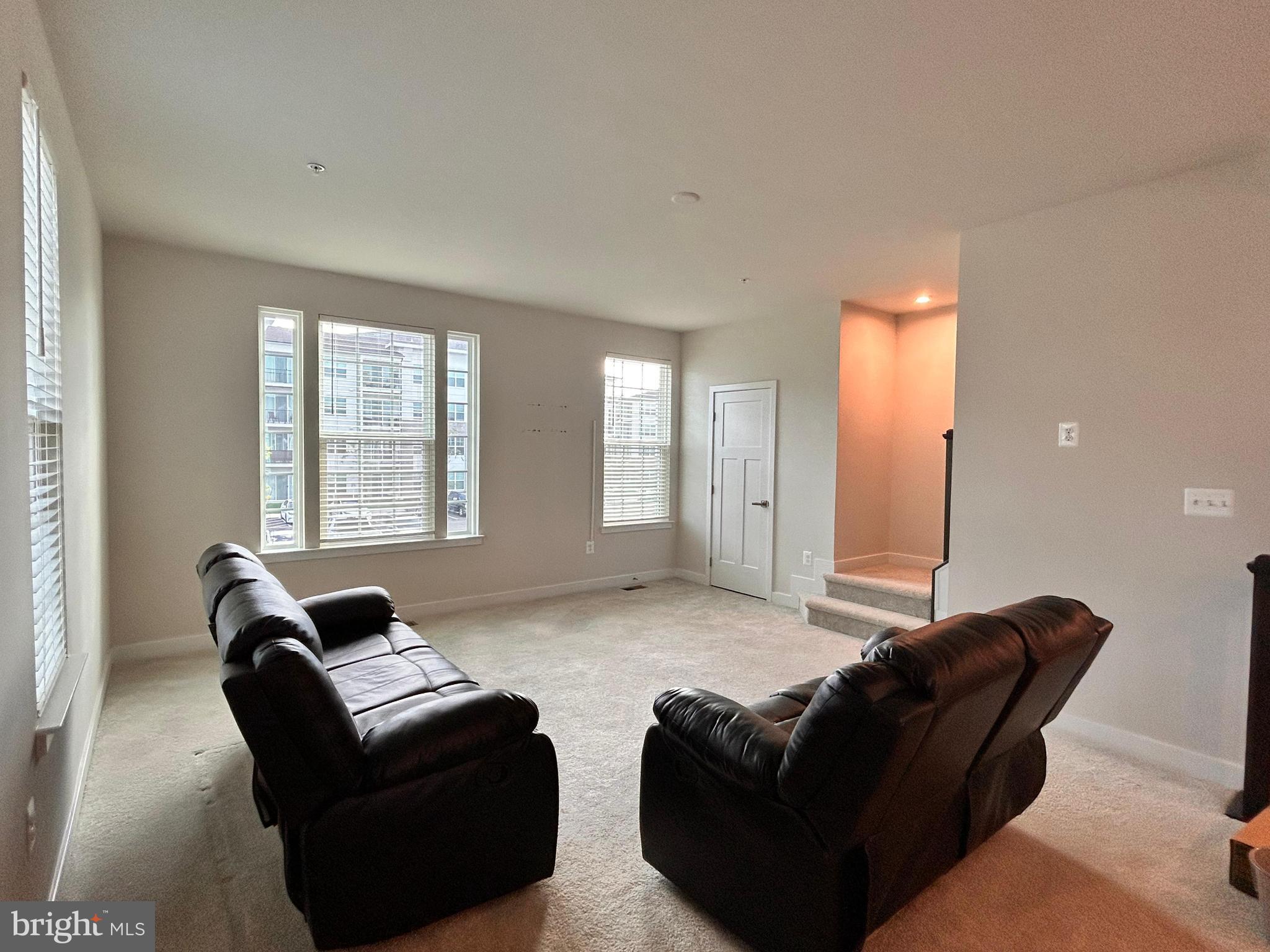 SOUTHLAKE - Residential Lease