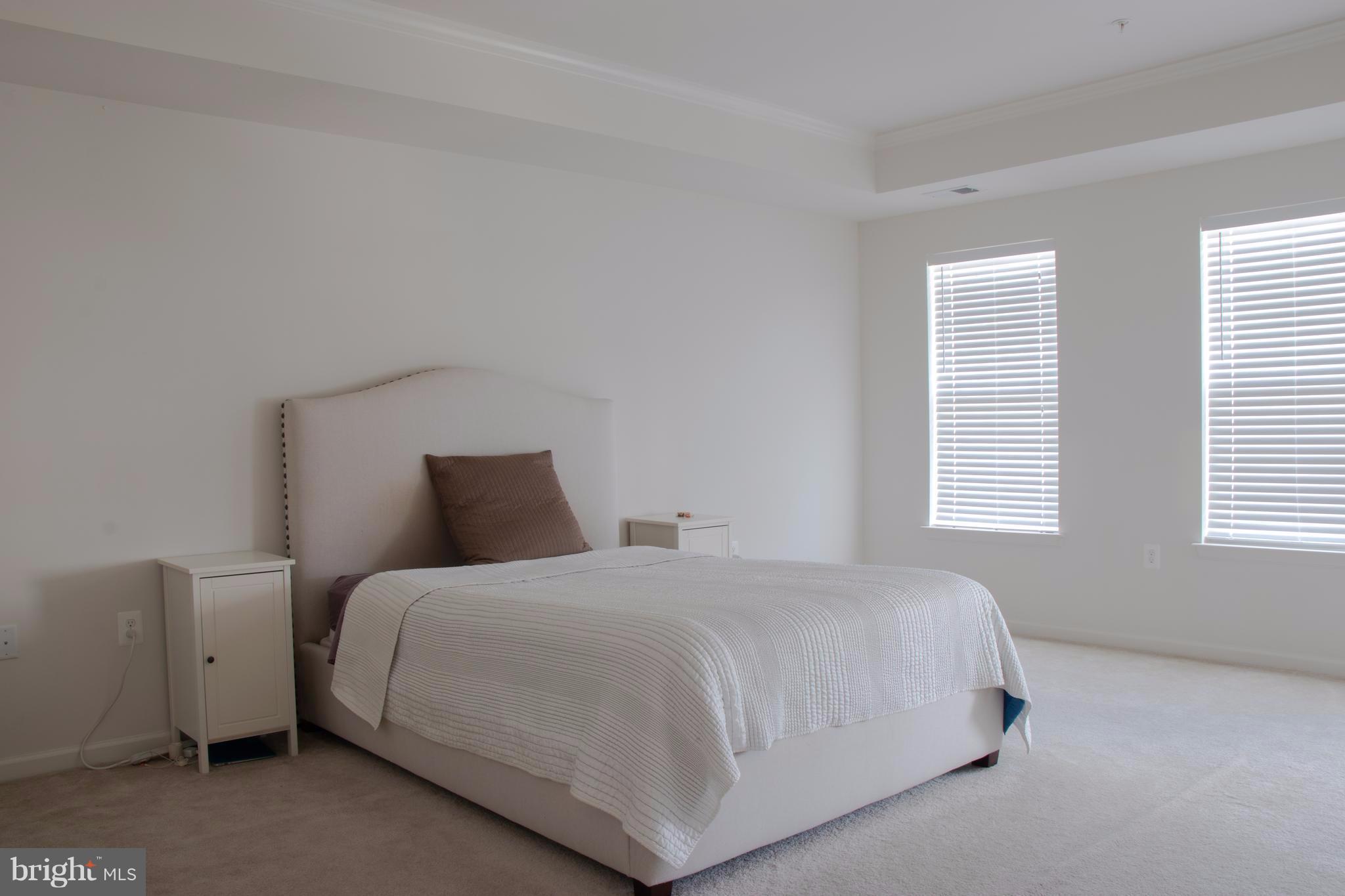 SUMMERWALK AT STONE RIDGE - Residential Lease