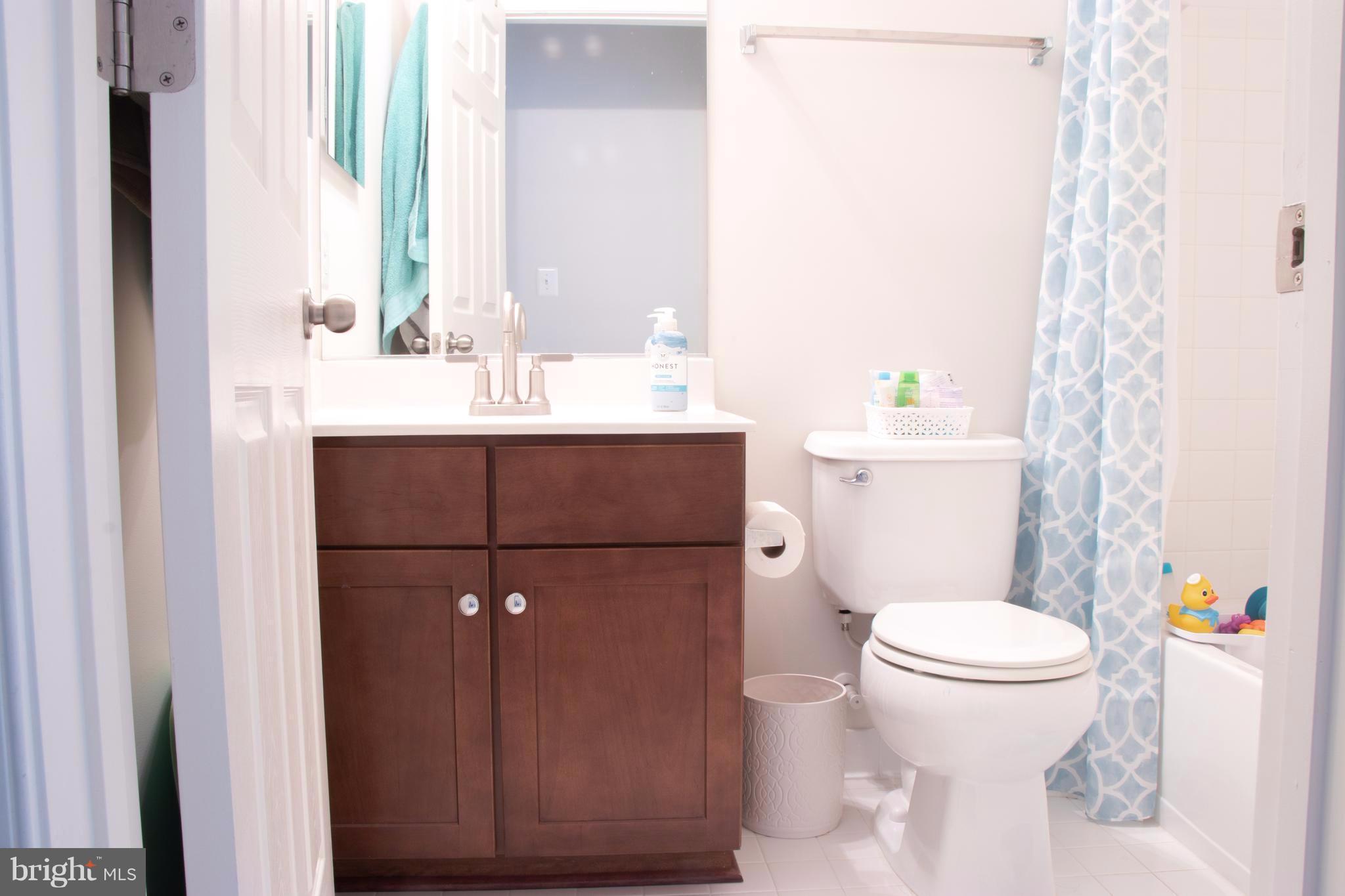 SUMMERWALK AT STONE RIDGE - Residential Lease